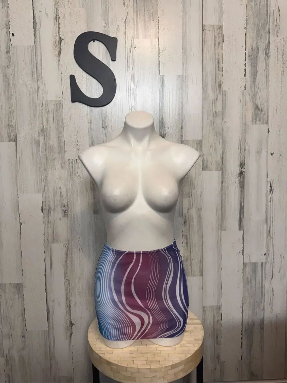 Wavy Graphic Print Sheer Mesh Mini Skirt Womens Size Small Purple Blue Cover Up
